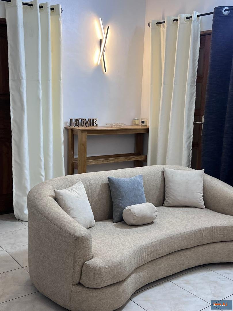 APPARTEMENT MEUBLÉ DE CHAMBRE SALON ( 2 PIÈCES ) À FIDJROSSÈ PLAGE