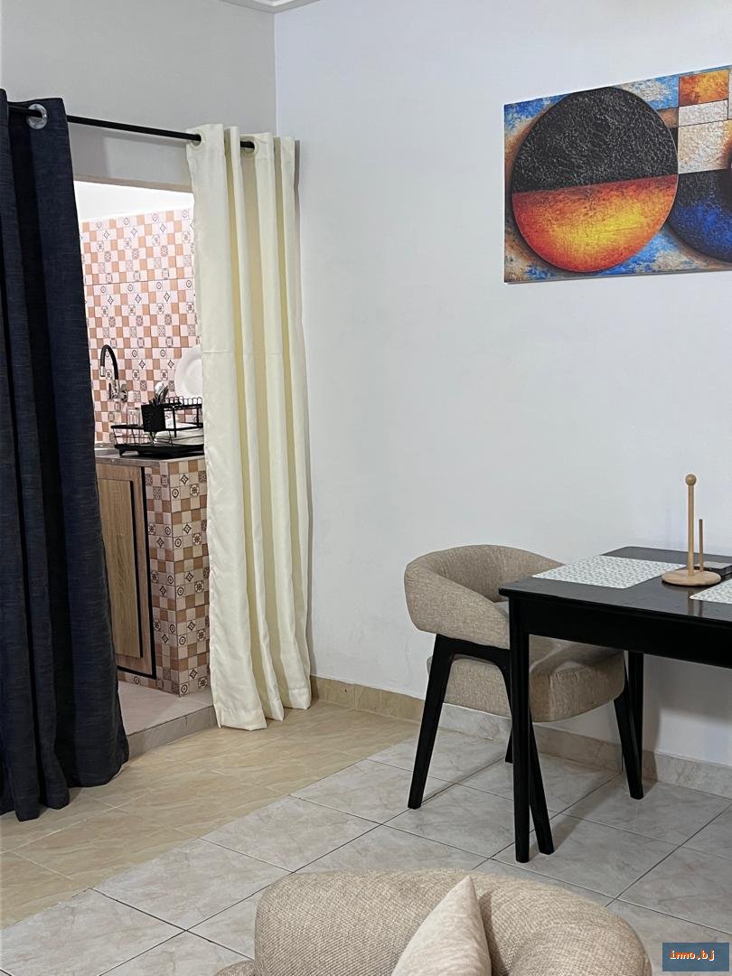 APPARTEMENT MEUBLÉ DE CHAMBRE SALON ( 2 PIÈCES ) À FIDJROSSÈ PLAGE photo 2